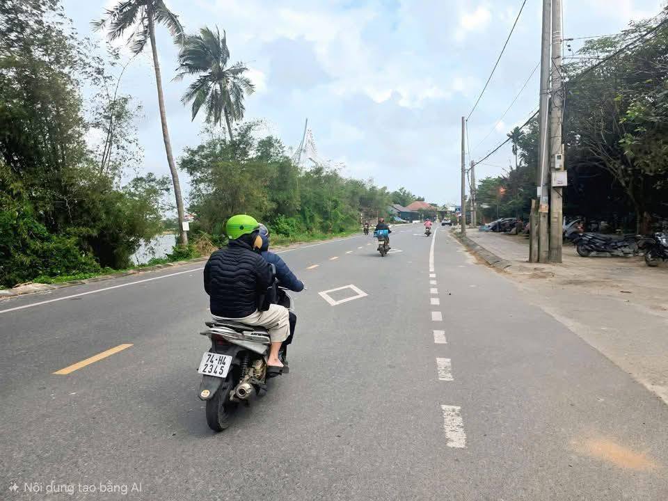 Đất nền Kiệt Bà Triệu, Huế 150m² giá 900 triệu - Hướng Tây, vị trí vàng!