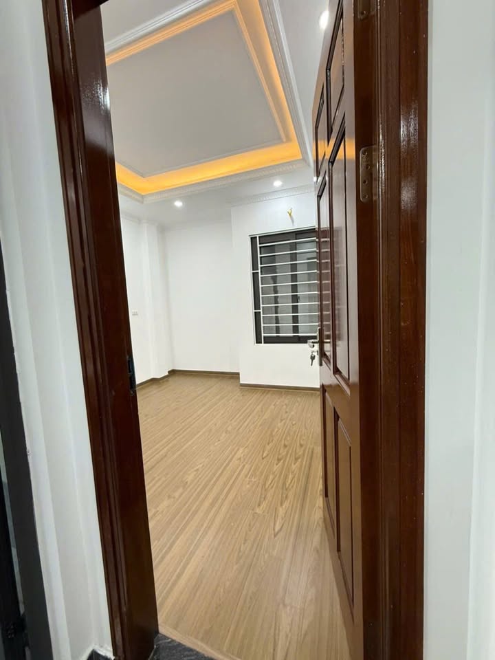 Nhà riêng Đông Mỹ 70m² giá 6 tỷ - Xây mới hoàn toàn 5 tầng!