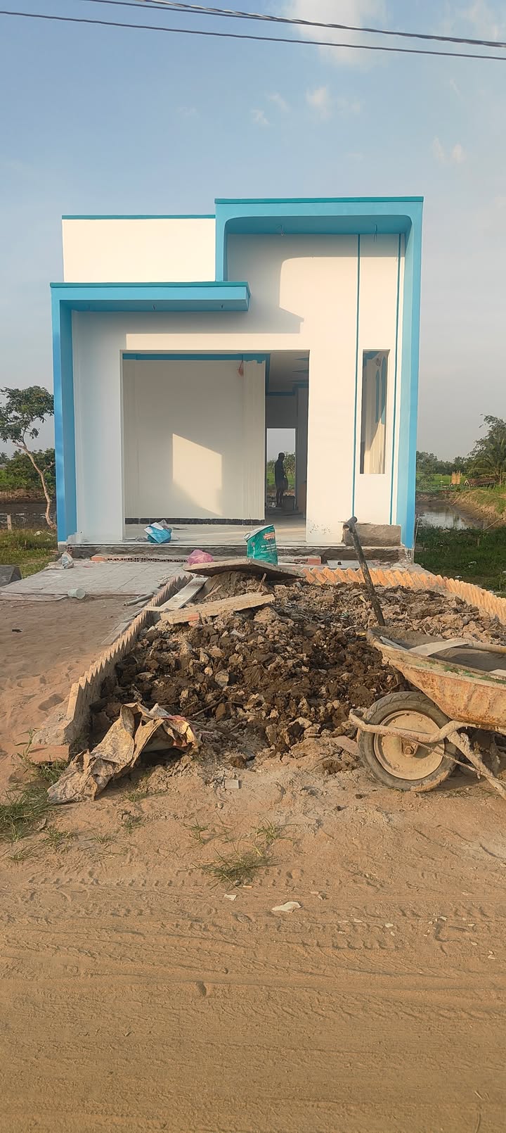 Nhà riêng Long Hồ 70m² giá 650 triệu - Sẵn sàng bàn giao ngay!