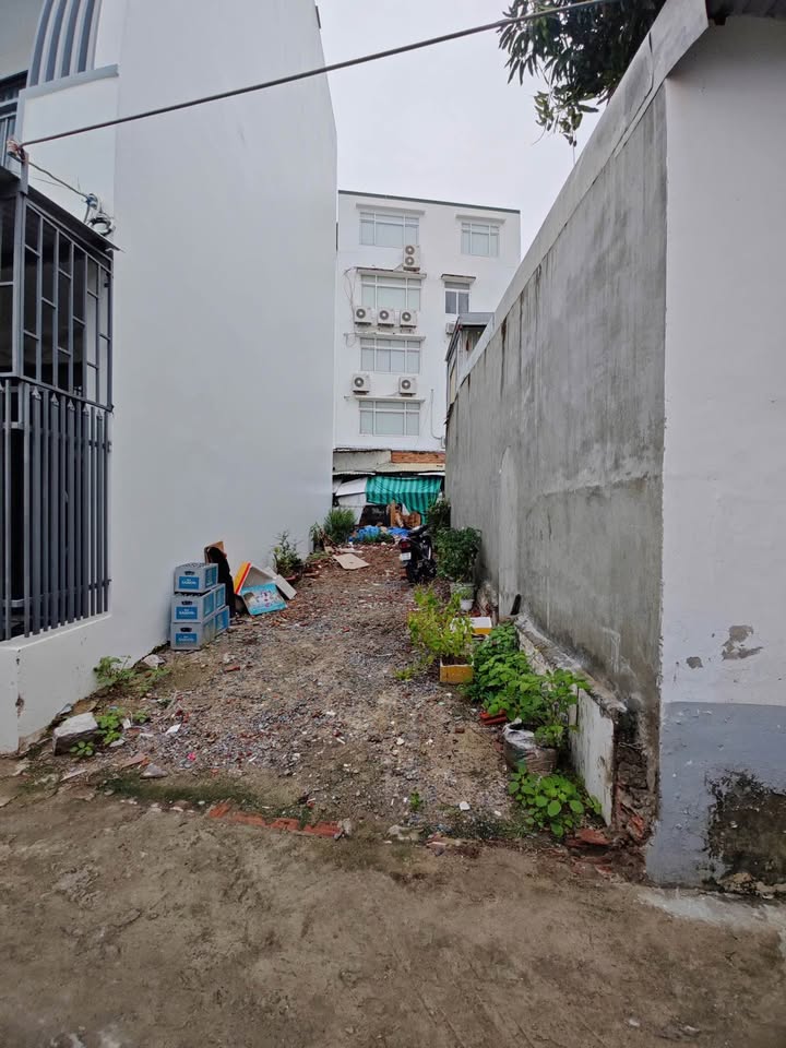 Đất nền Phước Hải, Nha Trang 47m² giá 2.4 tỷ - Vị trí trung tâm, cơ hội đầu tư tốt!