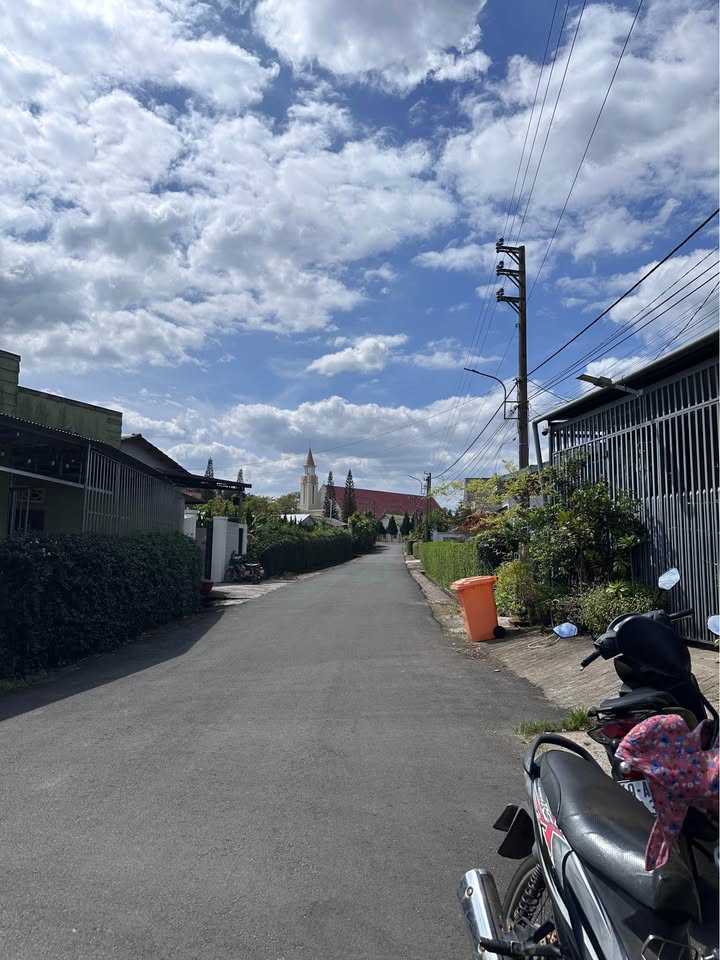 Nhà 187m² tại Phường Lộc Tiến, Bảo Lộc - Kinh doanh tốt, giá chỉ 3 tỷ!