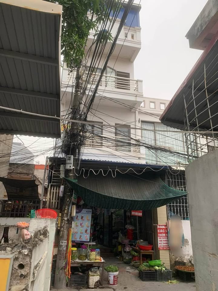 Nhà phố Miếu Hai Xã Hải Phòng 66m² giá 4.5 tỷ - Full tiện ích xung quanh!