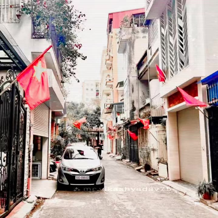 Bán đất tặng nhà mặt ngõ thông Kim Giang 50m² giá 11 tỷ - Ô tô vào tận nhà!