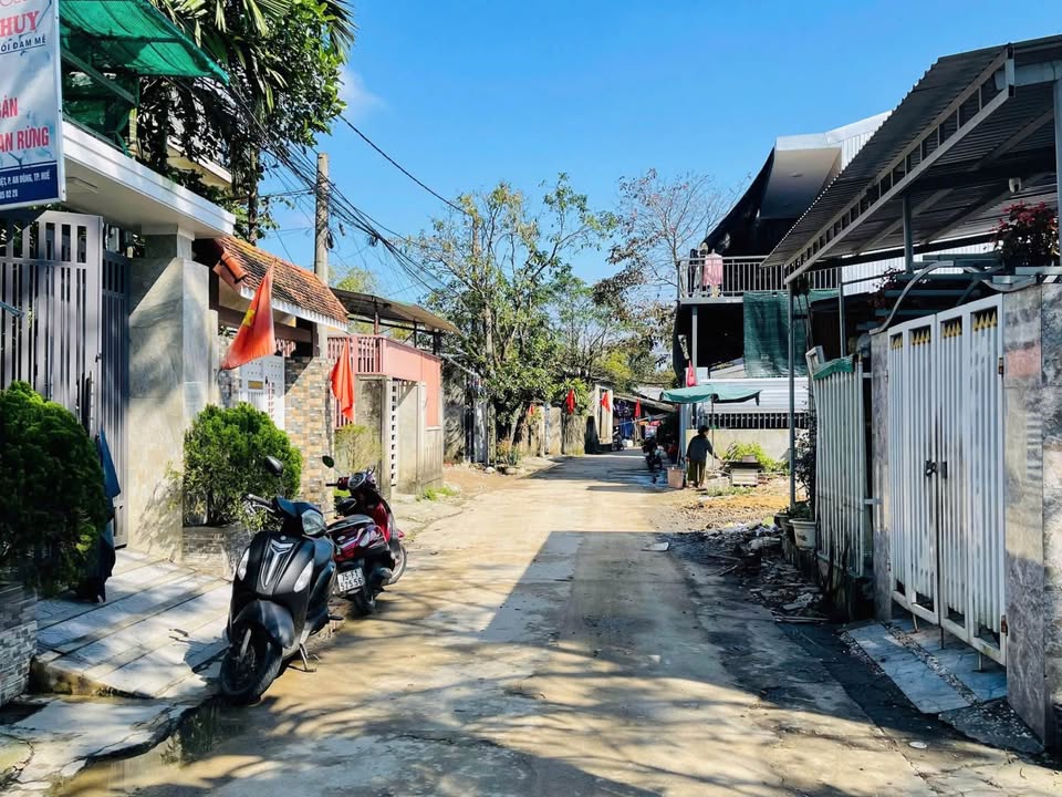 Đất 2 mặt tiền kiệt ô tô Hoàng Quốc Việt 107m² giá 2.586 tỷ - Đầu tư sinh lời ngay!