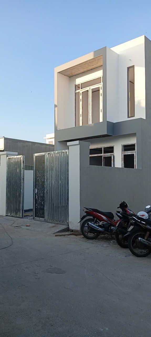 Nhà 1 Trệt 1 Lầu tại Xã Long Điền 80m² giá 2.65 tỷ - Hoàn thiện đẹp, sẵn sàng vào ở!