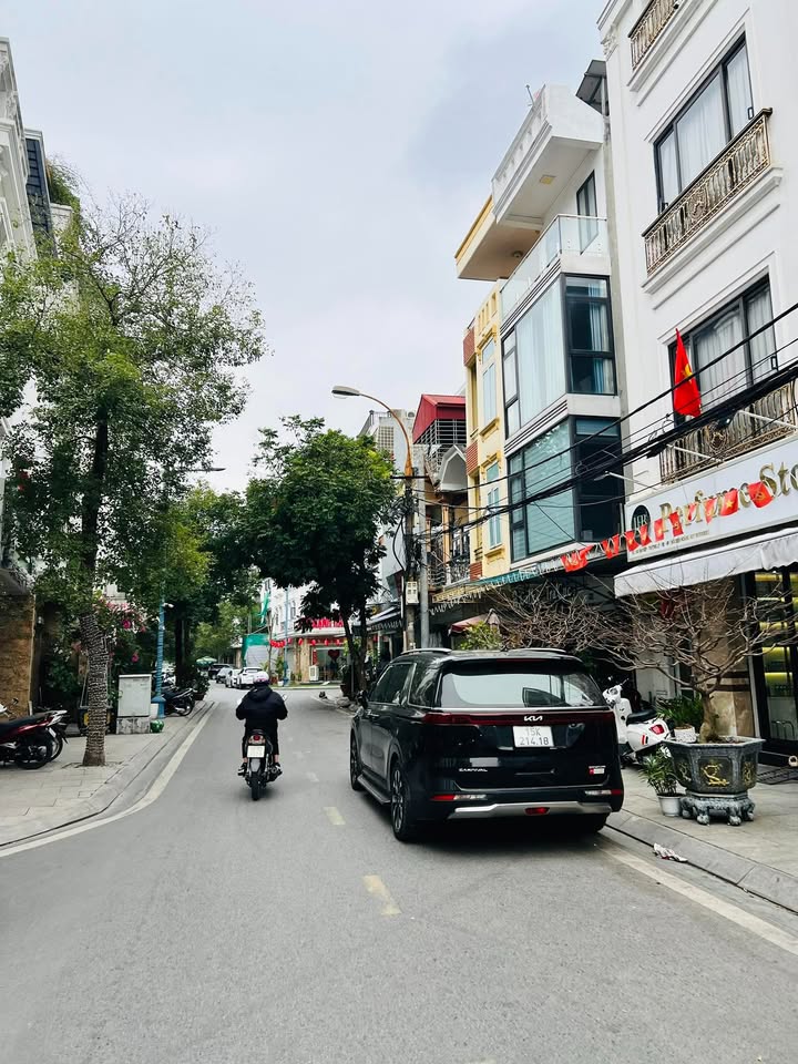 Đất mặt phố Vạn Kiếp, Hồng Bàng, 110m² giá 9 tỷ - Kinh doanh đỉnh cao!