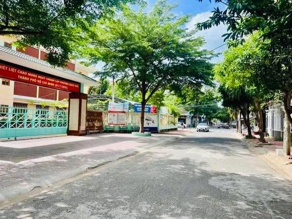 Đất nền Vũng Tàu 74m² giá 7.8 tỷ - Vị trí đắc địa đối diện trường Nguyễn Thái Bình!