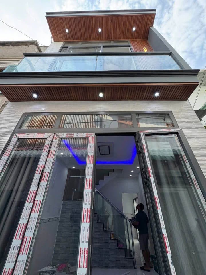 Bán nhà trệt lầu hẻm 70 Trần Hưng Đại, Ninh Kiều, Cần Thơ - Chỉ 1 tỷ 989 triệu!