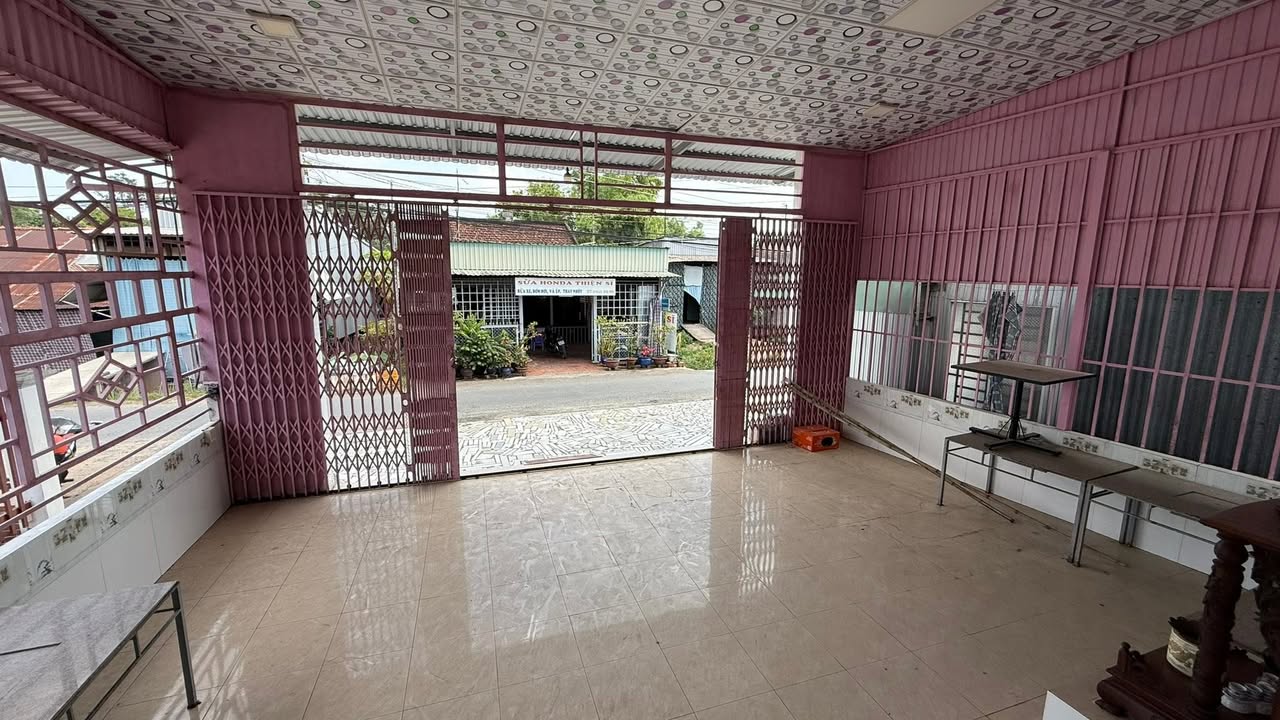 Nhà mặt tiền tại xã Mỹ Đức, huyện Châu Phú, 169m² - Pháp lý rõ ràng, giá chỉ 1 tỷ!