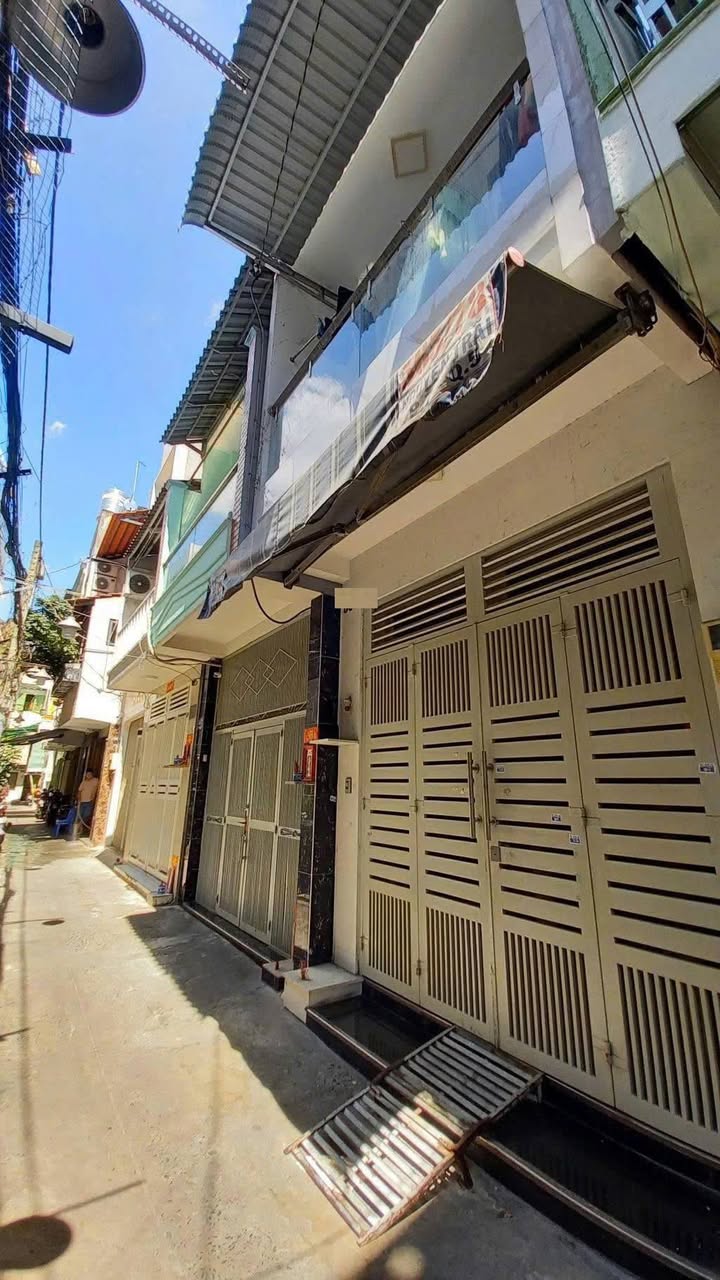 Nhà riêng Quận 5, 35m² giá 7.3 tỷ - Chính chủ bán gấp!