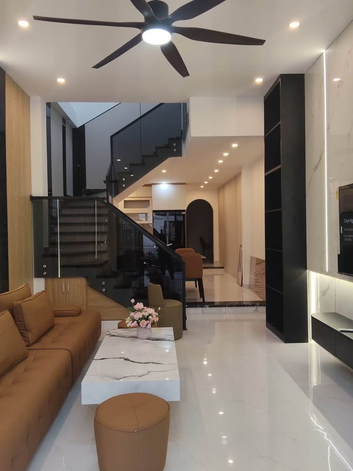 Nhà 2 tầng kiên cố tại Kiệt ô tô Hoàng Diệu, Hải Châu, 81m² - Giá 6.9 tỷ