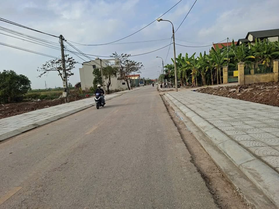 Đất nền Tây Cống Vông - 195m² giá thương lượng - Kinh doanh thuận lợi!