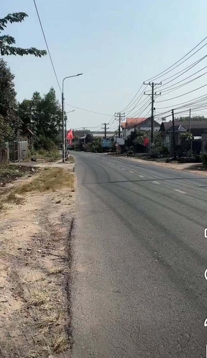 Lô đất mặt tiền Phùng Hưng, 165m², giá chỉ 3.5 tỷ - Cơ hội đầu tư tuyệt vời!