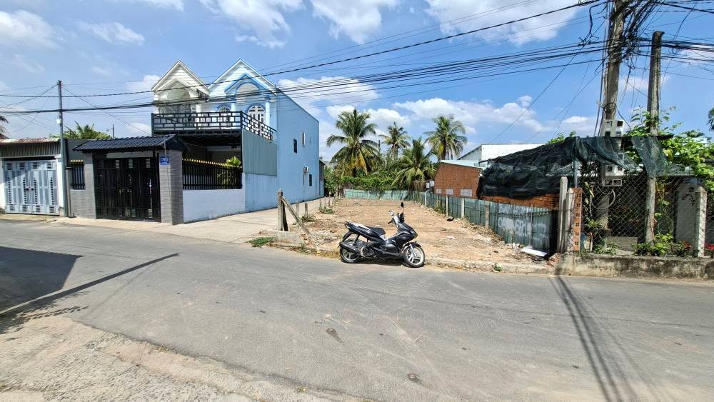 Đất nền góc Tương Bình Hiệp 145m² giá 2.3 tỷ - Cơ hội đầu tư tuyệt vời!