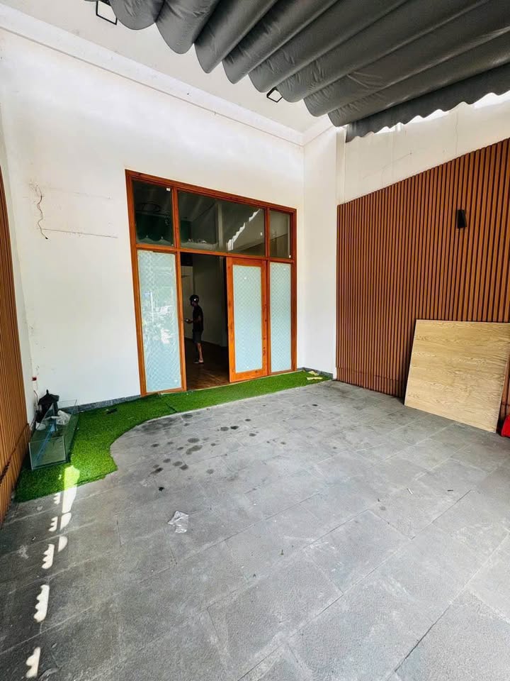 Nhà thổ cư Khu dân cư Mai Linh Long Bình 95m² giá 4.3 tỷ - Vị trí kinh doanh sầm uất!