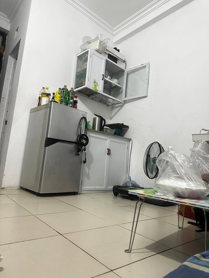 Phòng cho thuê tại ngõ 186 Hoa Bằng, Yên Hoà - Giá chỉ 2.5 triệu/tháng - Sẵn sàng vào ở!