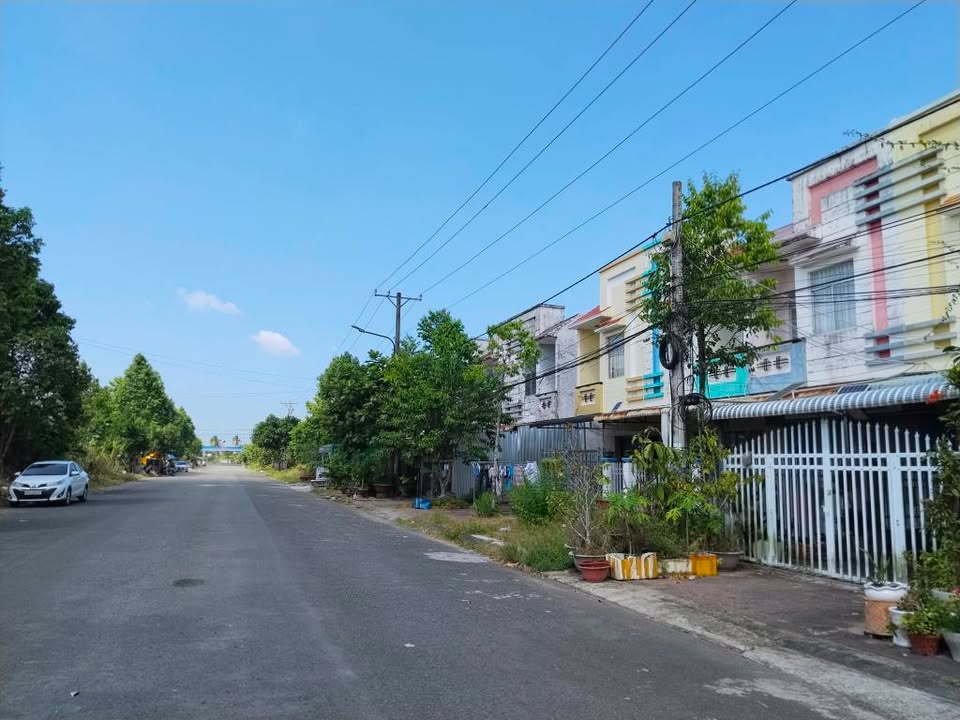 Nhà lầu 2 tầng tại khu 586, Cần Thơ, 100m² giá 1.05 tỷ - Đầu tư sinh lời