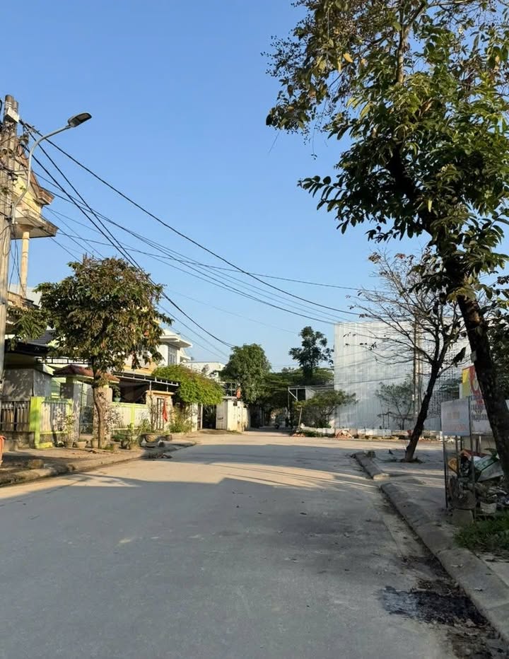 Đất mặt tiền Nguyễn Viết Song, Thủy Vân 100m² giá 2.99 tỷ - Đầu tư sinh lời ngay!