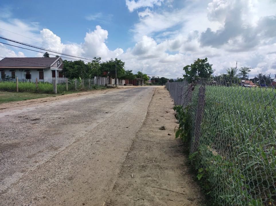 Đất mặt tiền đường Bêtông Nha Trang 1080m² giá chỉ 1.2 tỷ - Đầu tư sinh lời ngay!