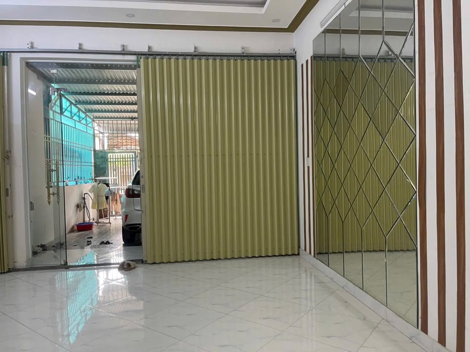 Nhà mặt tiền Lê Văn Tám, TP. Bảo Lộc 75m² giá 4.5 tỷ - Đầu tư sinh lời ngay!