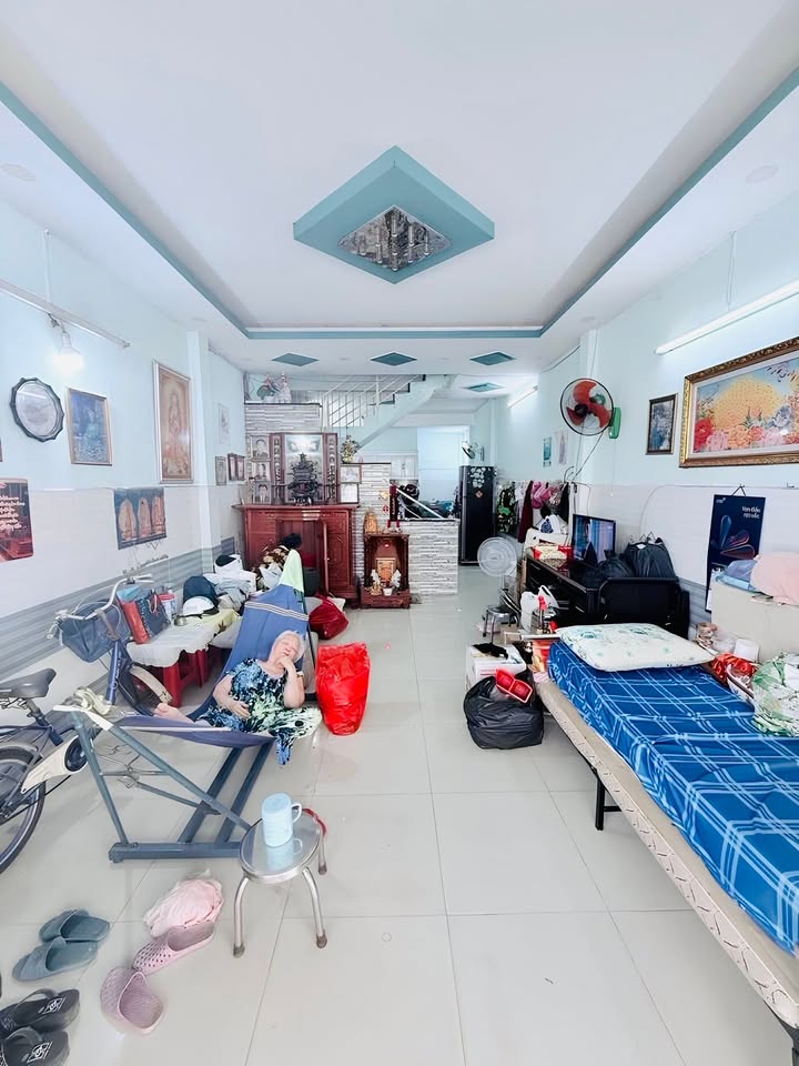 Nhà Phố 2 Tầng Đường Xe Hơi, Bình Trị Đông 52m² giá 4 tỷ - Sát Aeon Tên Lửa!