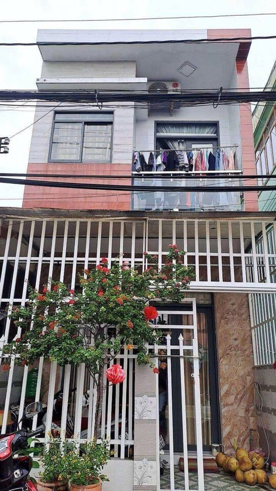 Nhà mặt tiền đường Trần Hưng Đạo, Sa Đéc 36m² giá 2 tỷ - Đầu tư sinh lời!