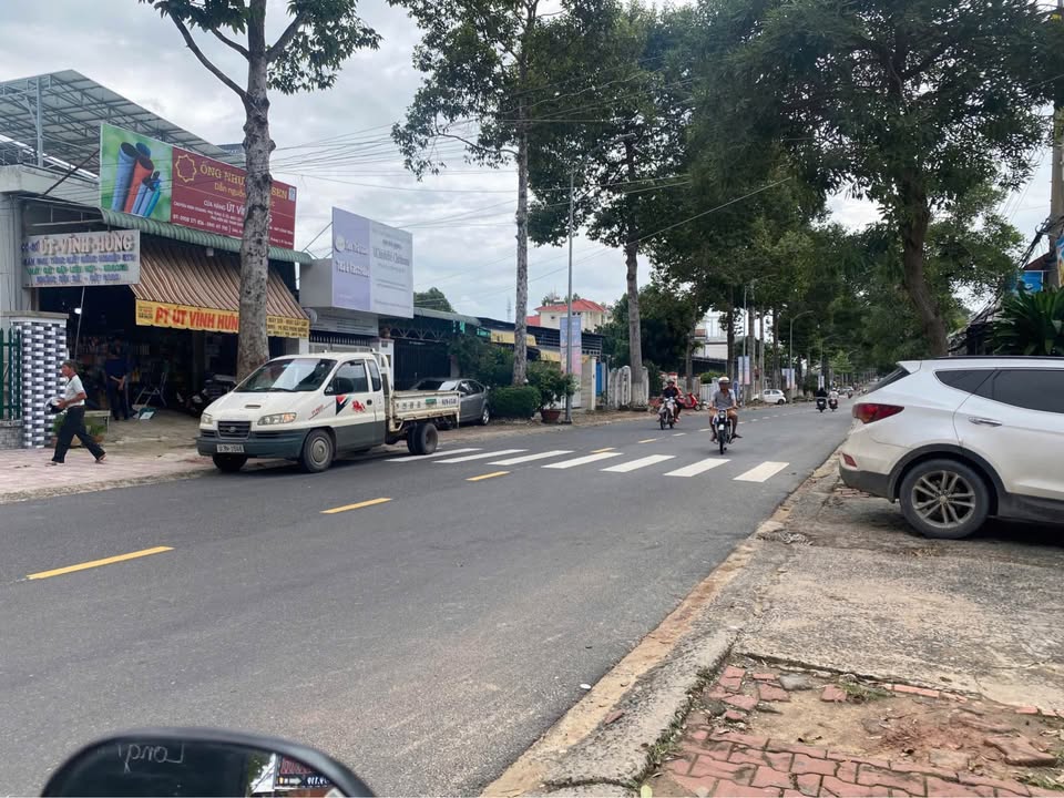 Đất mặt tiền đường Trần Hưng Đạo, Phường 1, Tây Ninh 200m² giá 4 tỷ - Cơ hội đầu tư hấp dẫn!