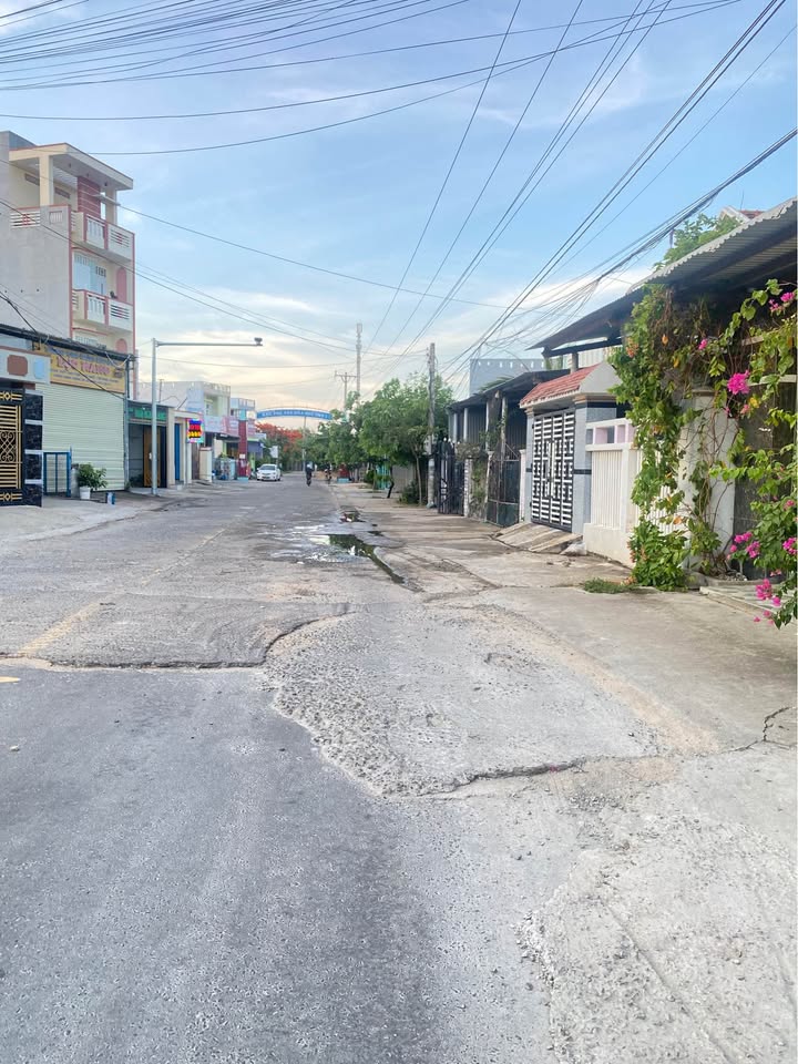 Đất nền đẹp Đông Hòa Phú Yên 187m² giá 2.55 tỷ - Vị trí lý tưởng kinh doanh