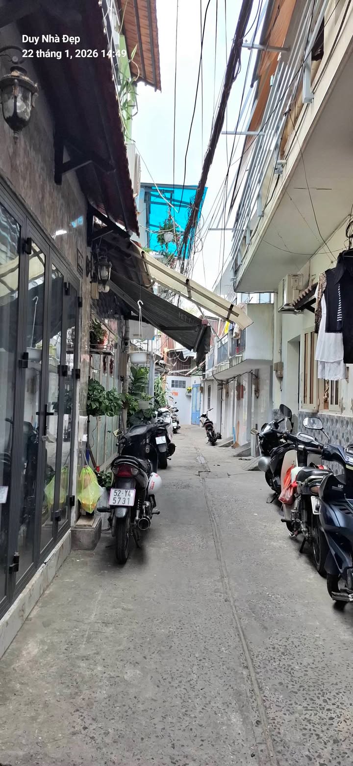 Nhà hẻm 176 Nguyễn Thị Thập, Quận 7, 12m² giá 700 triệu - Pháp lý rõ ràng!