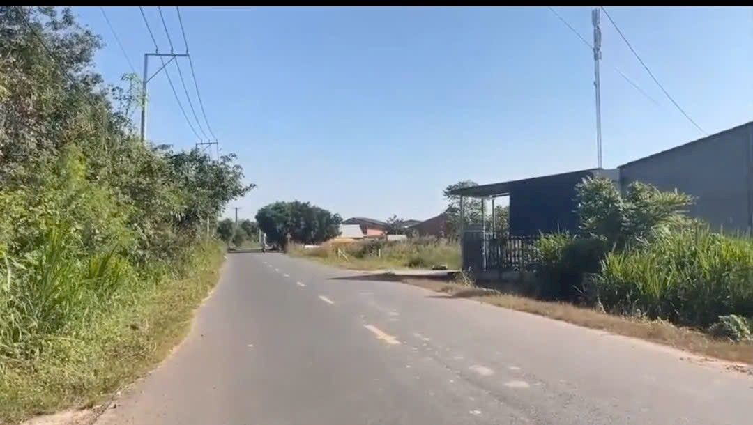 Nhà mặt tiền đường nhựa lớn Xóm Bố Bàu Đồn, Gò Dầu, Tây Ninh 252m² giá 1.1 tỷ - Cơ hội đầu tư hấp dẫn!