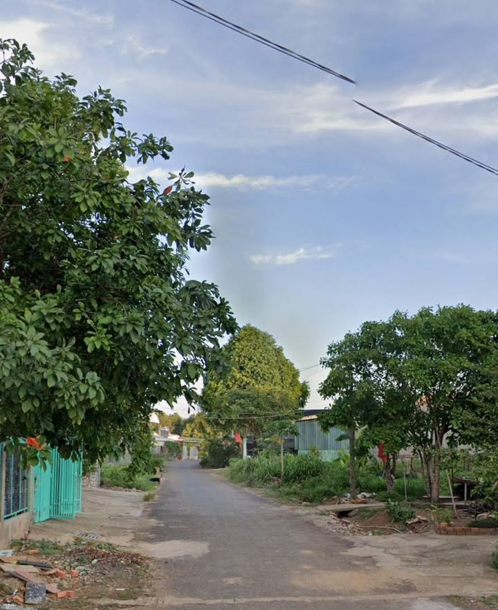 Đất nền 300m² tại Hẻm 1372, Phường Tân Đồng - Đầu tư sinh lời lý tưởng chỉ 2.2 tỷ!