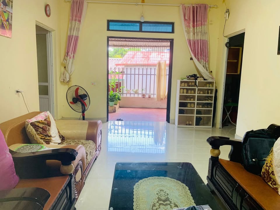 Nhà cấp 4 Đoàn Kết, 175m², giá chỉ 700 triệu - Sổ đỏ chính chủ!