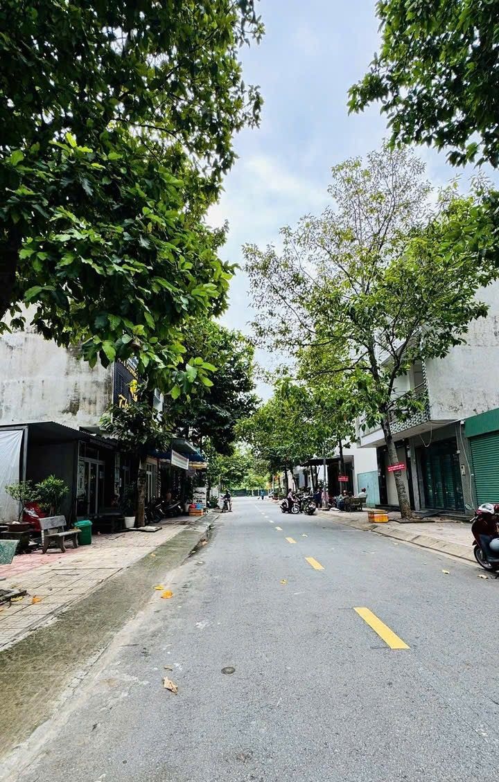 Lô đất nhà phố D2D, Thống Nhất, Biên Hòa 84m² giá 6.7 tỷ - Đầu tư lý tưởng!