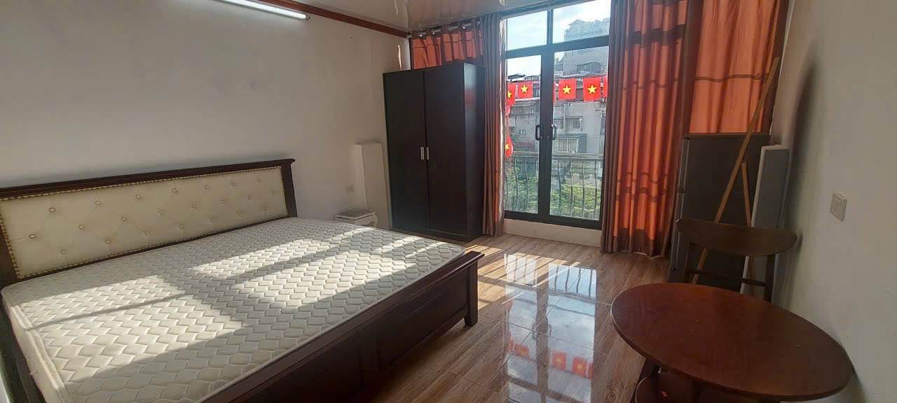 Phòng cho thuê tại phố Cổ Hồng Hà 25m² giá 4.5 triệu - Gần Hồ Hoàn Kiếm!