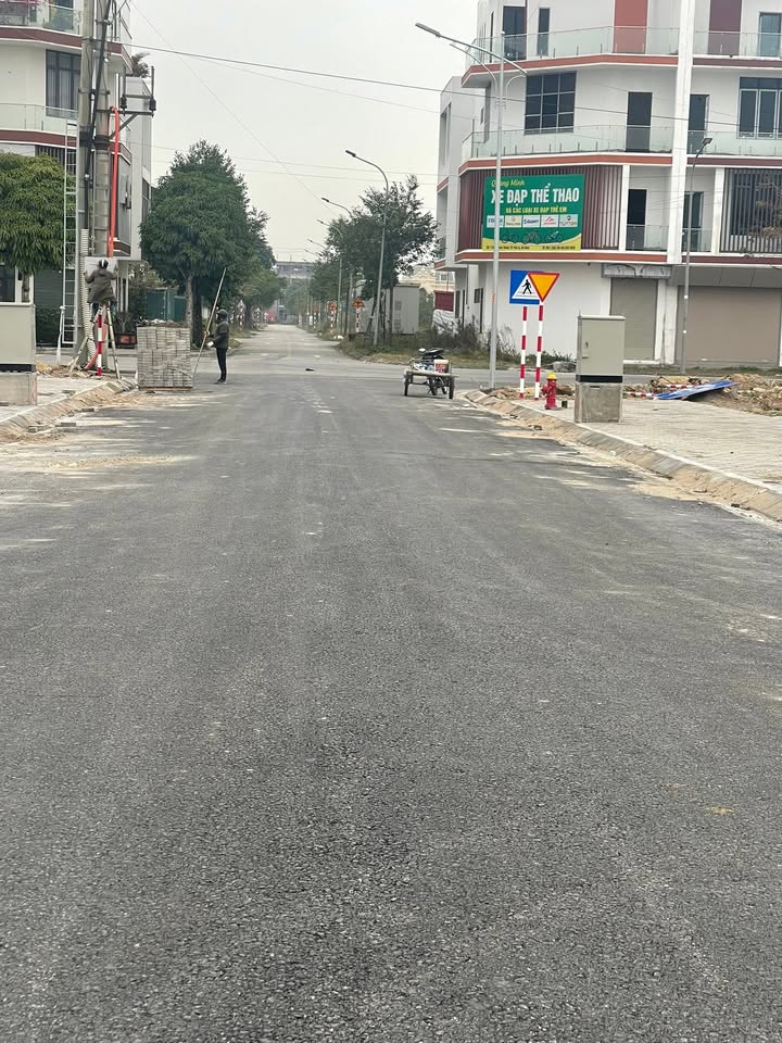 Đất chính chủ đường Nguyễn Lam Long Biên 90m² giá 3.6 tỷ - Gần trường chuyên Biên Hoà!