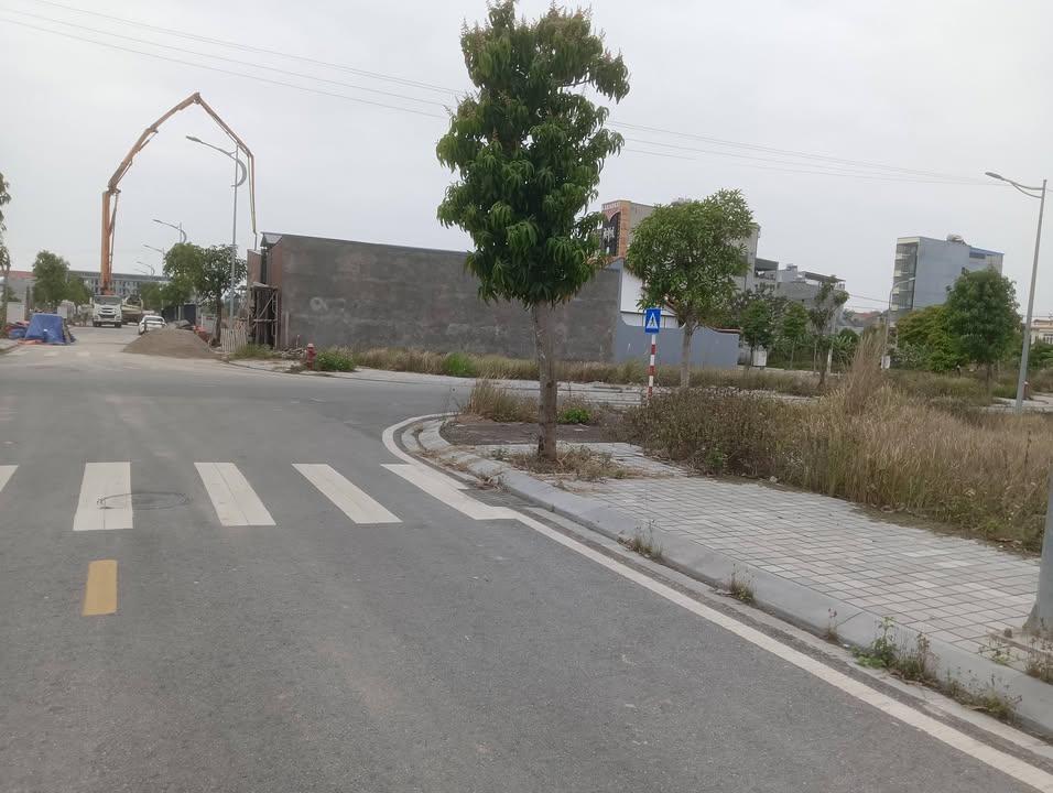 Đất nền KĐT Tứ Trưng Vĩnh Tường 108m² giá 3.9 tỷ - Hướng Đông Nam, mặt tiền 6m