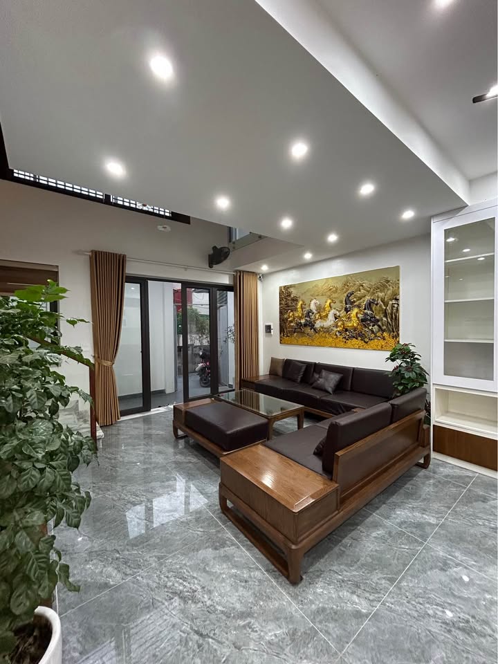 Nhà bán Thôn Việt Yên, Thanh Trì 76m² giá 6.8 tỷ - Sẵn sàng vào ở ngay!