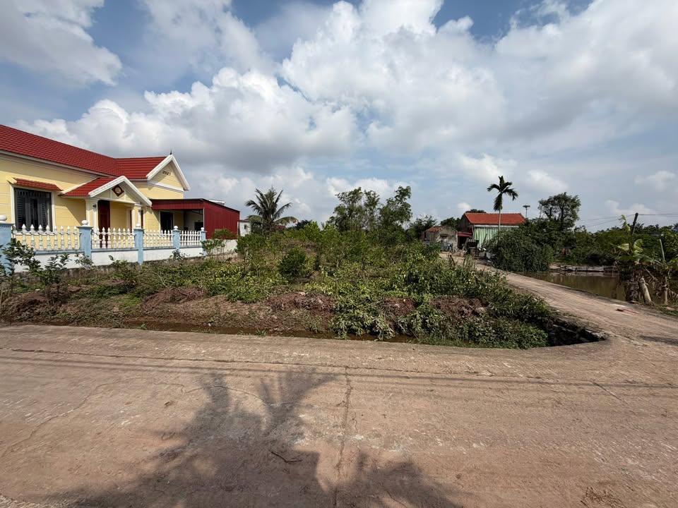 Đất thổ cư góc đẹp tại xã Nga Thái 600m² giá chỉ 900 triệu - Cơ hội đầu tư tuyệt vời!