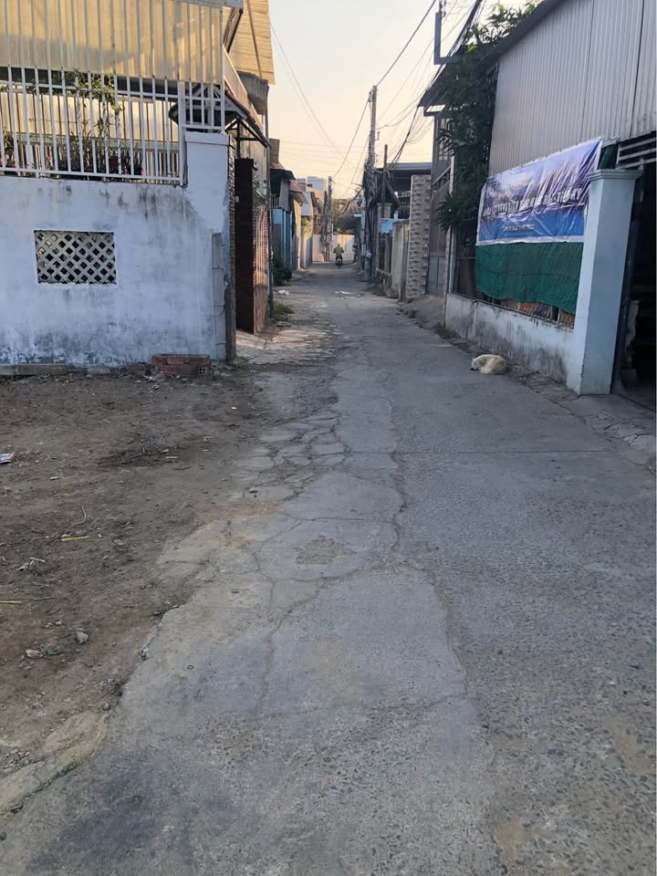 Đất nền 2 mặt tiền Hẻm Huỳnh Tấn Phát 196m² - Diện tích lớn, giá thỏa thuận!