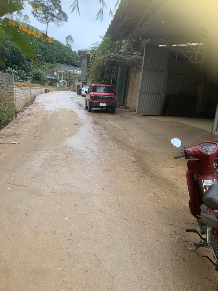 Đất nền đẹp tại Km4, Thành Phố Yên Bái, 145.6m² chỉ 1.58 tỷ - Cơ hội đầu tư tuyệt vời!