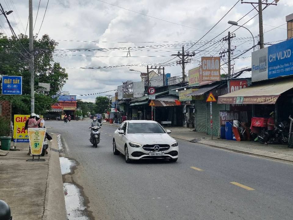 FrontHouse mặt tiền Nguyễn Duy Trinh, Q9, 285m² - Pháp lý chuẩn giá chỉ 22.5 tỷ!