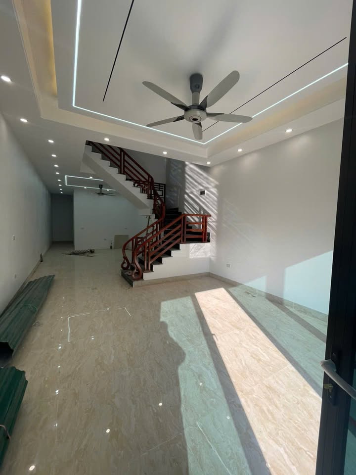 Nhà phố 82m² tại Phường Nam Bình - Chính chủ, ô tô đỗ cửa, giá thỏa thuận!