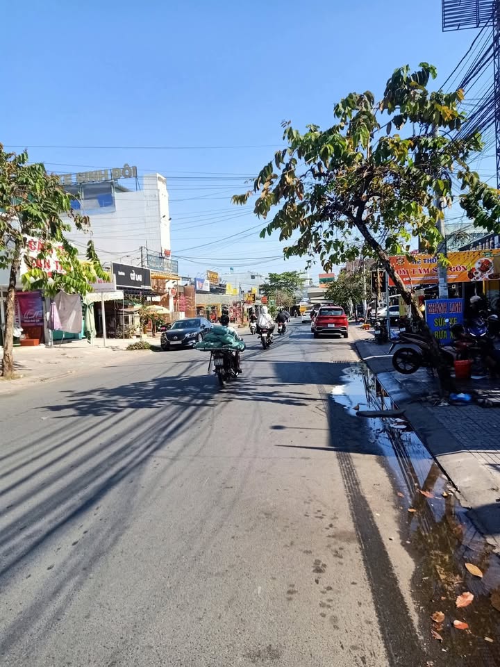 Quán cafe cho thuê mặt tiền Hẻm 51 Bún Xáng 240m² giá 15 triệu/tháng - Cơ hội kinh doanh tuyệt vời!