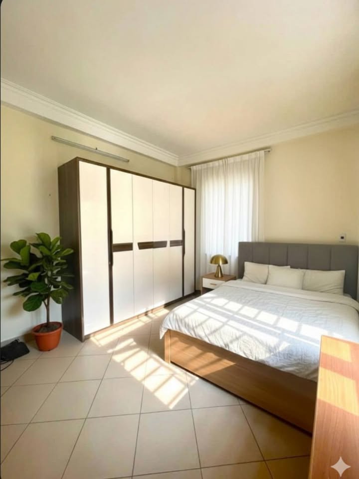 Nhà phố 5 tầng đường Quan Nhân 35m² giá 700 triệu - Đất lành nhiều lộc!