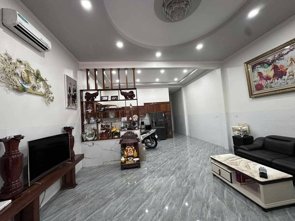 Nhà đẹp Phước Bình 144m² giá 2.5 tỷ - Đối diện công viên Hoài Thanh!