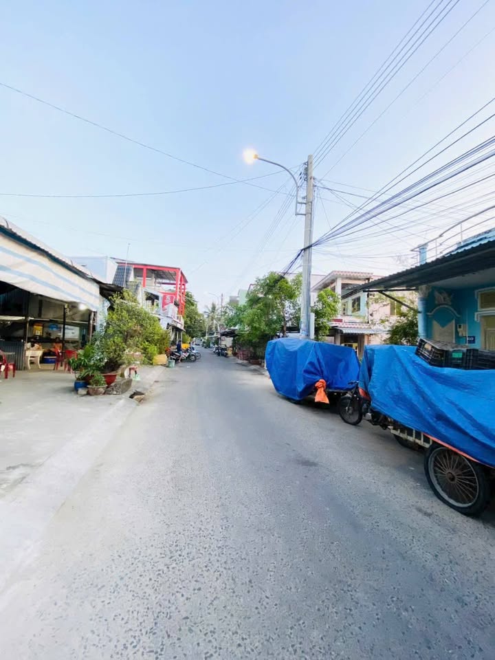 Nhà mặt tiền đường Trương Vĩnh Ký, Phường Rạch Sỏi, 150m² giá 2.59 tỷ - Sẵn sàng vào ở!