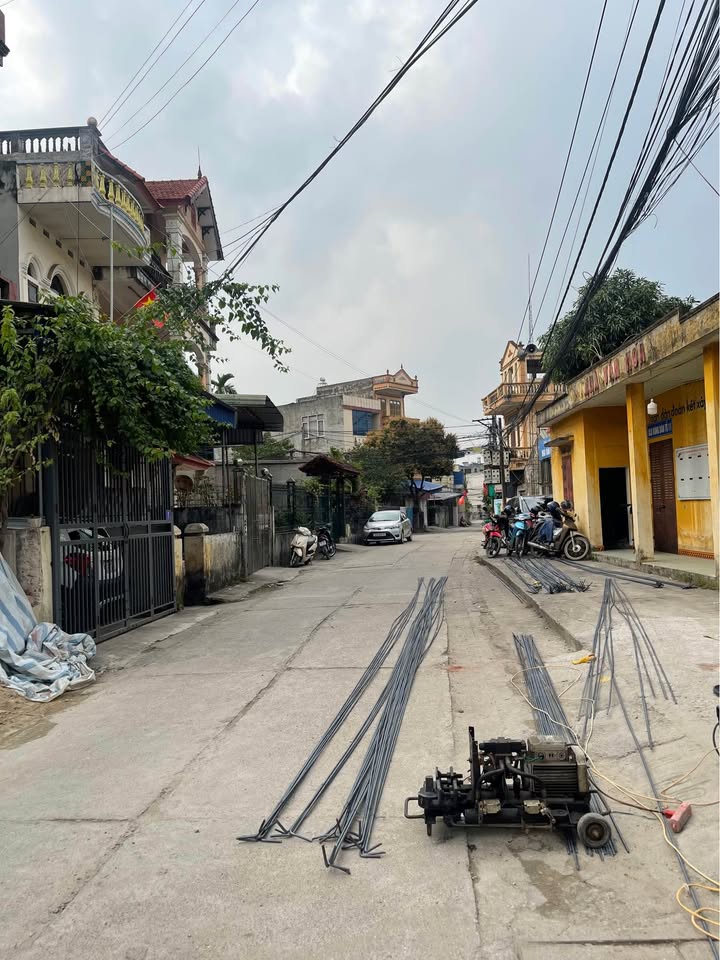 Đất thổ cư 127m² 2 mặt tiền tại Tân Thịnh - Giá chỉ 3 tỷ!