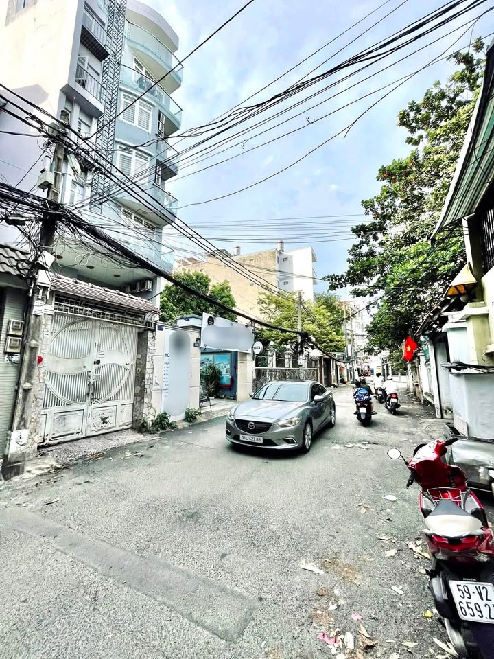 Nhà phố mặt tiền Bình Thạnh 85m² giá 9.5 tỷ - Ô tô vào tận nhà!