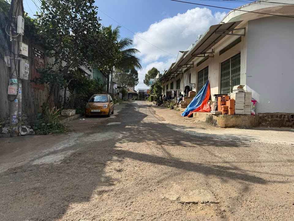 Đất thổ cư chính chủ tại Trần Hưng Đạo, Đắk Mil 160m² - Giá chỉ 1.2 tỷ!