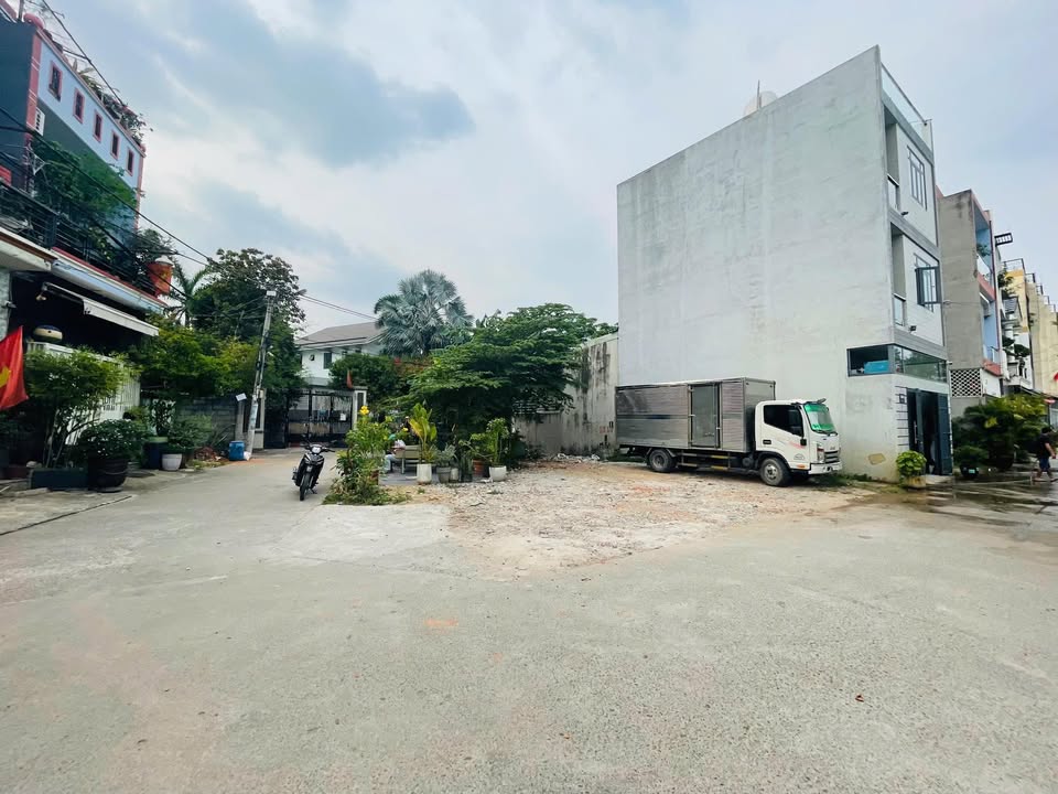 Đất nền lô góc 2 mặt tiền Linh Xuân 64m² giá 4.1 tỷ - Đầu tư sinh lời ngay!